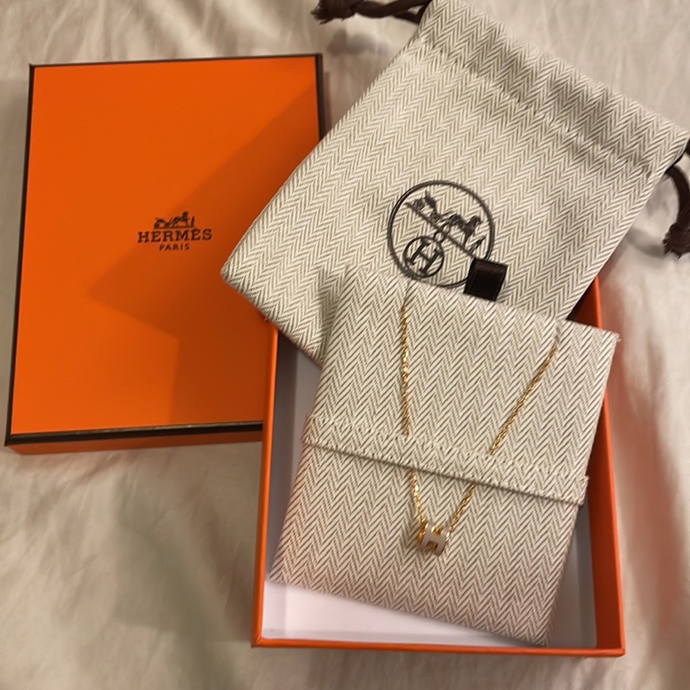 Authentic Hermes Mini H pendant and necklace - Picture 2 of 14